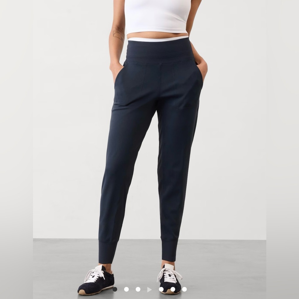 Athleta High Rise Venice Joggers in Navy (small/tall)